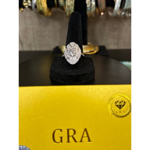 Sz. 9 - 1.5CTW Moissanite Shield Style Silver Ring w/ GRA - Picture 4 of 9